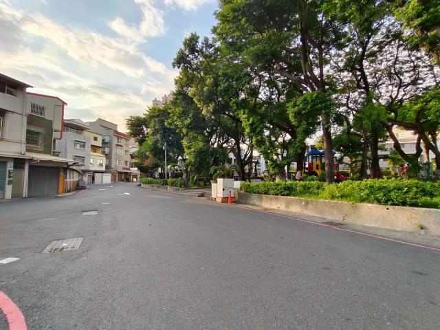 東區建地-1