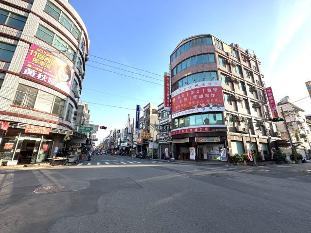 橋頭近青埔捷運站